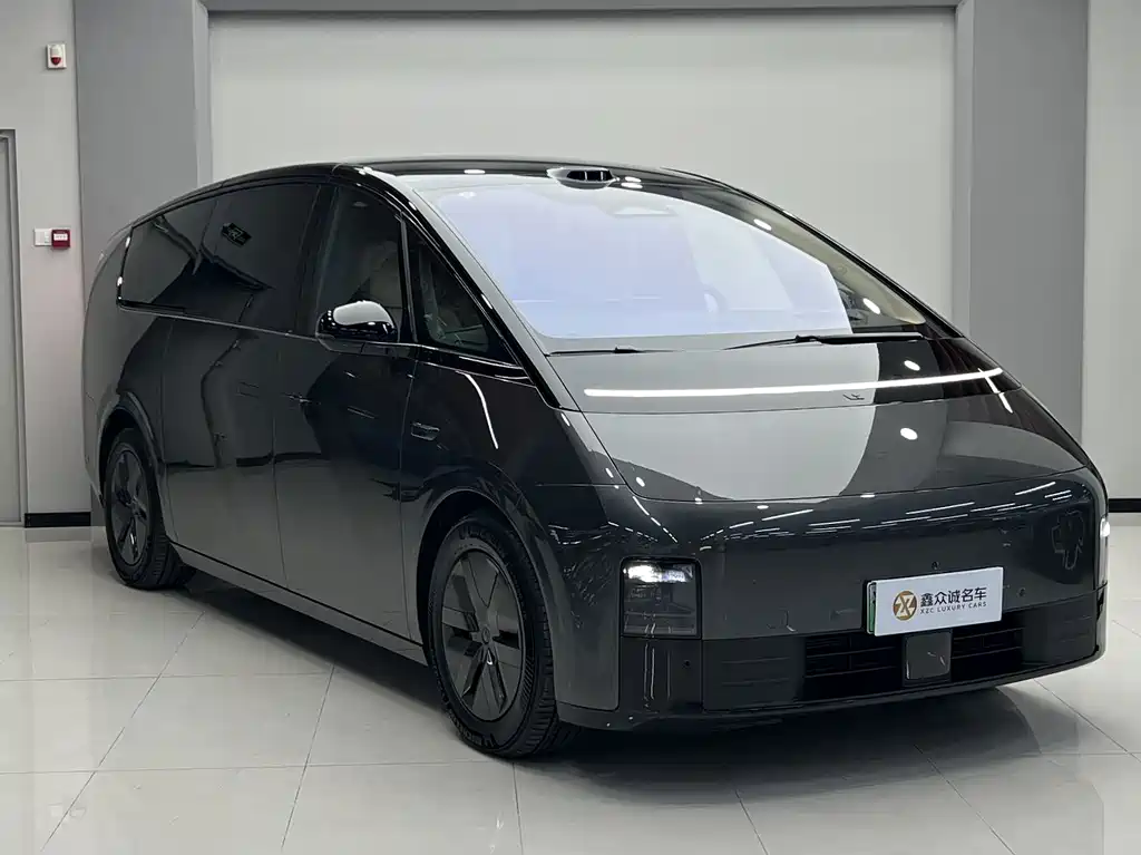 Li Auto Li MEGA — миниатюра 2