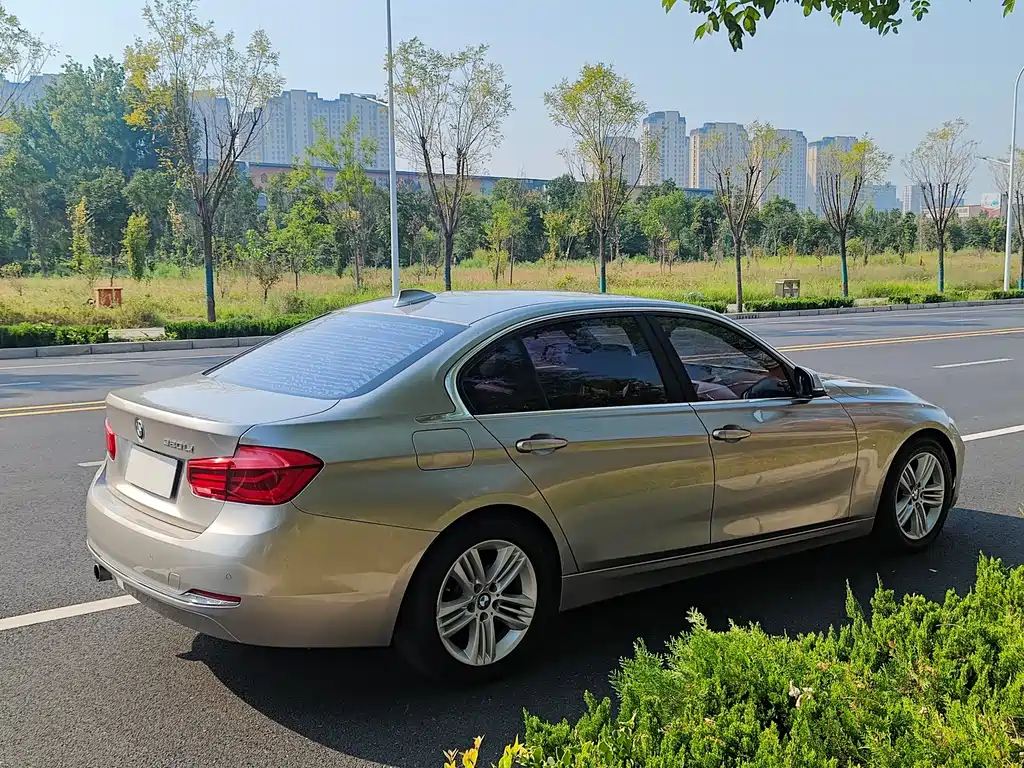 BMW 3 Series — миниатюра 32