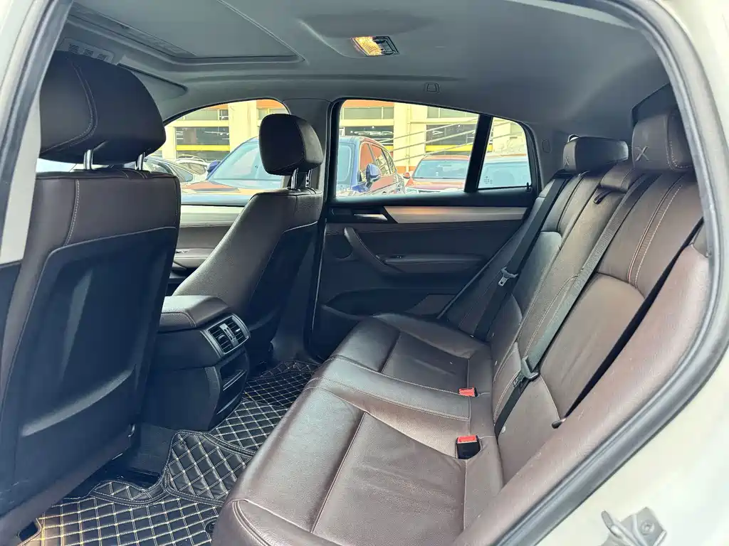 BMW X4 — миниатюра 6