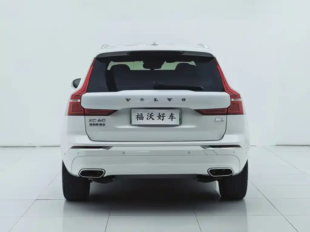Volvo XC60 PHEV — миниатюра 31