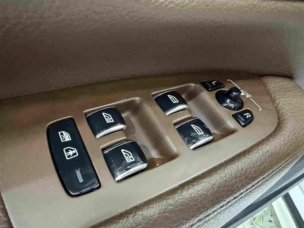 Volvo S90 — миниатюра 18