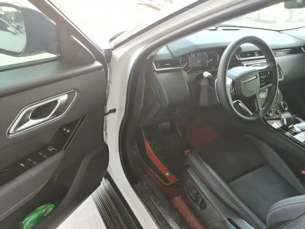 Land Rover Velar — миниатюра 16