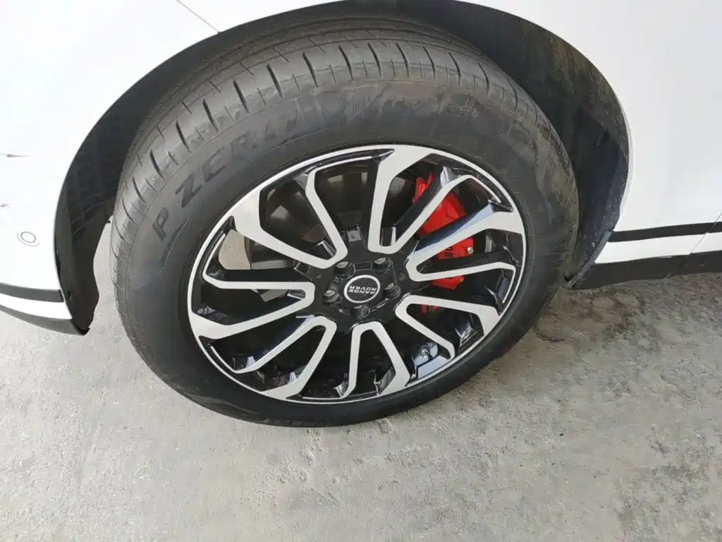Land Rover Velar — миниатюра 23