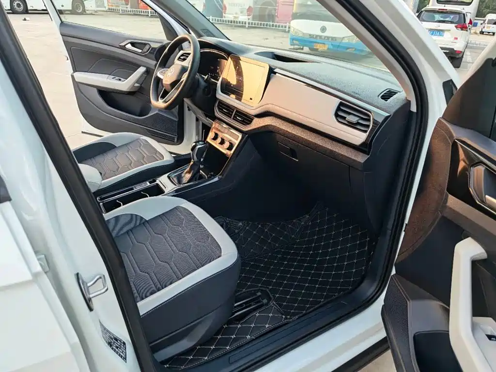 Volkswagen Tharu — миниатюра 6