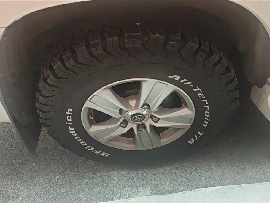 Toyota Land Cruiser 2015 4.0L V6