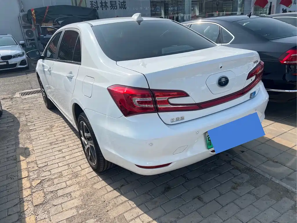 BYD Qin NEV — миниатюра 6
