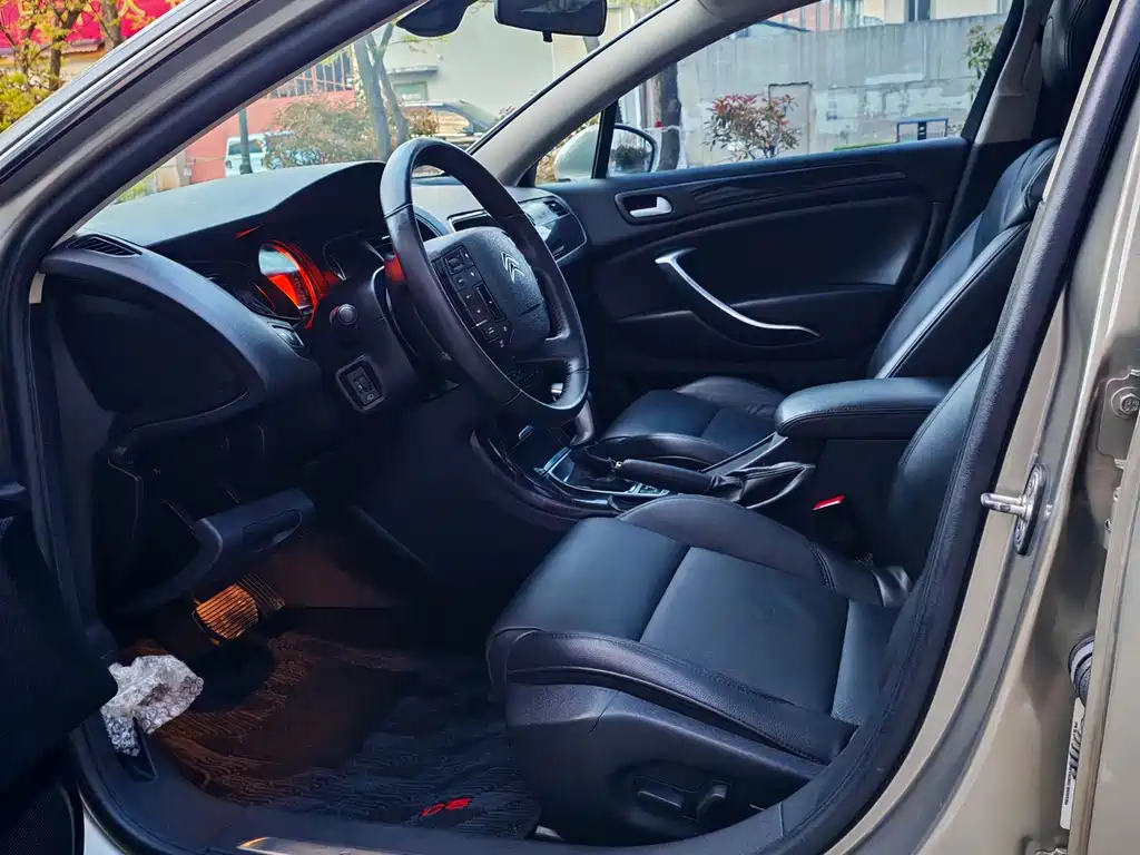 Citroen C5 — миниатюра 8