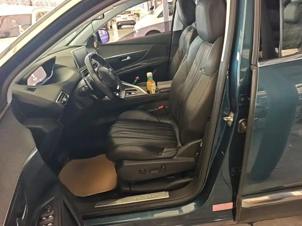 Peugeot 5008 — миниатюра 15