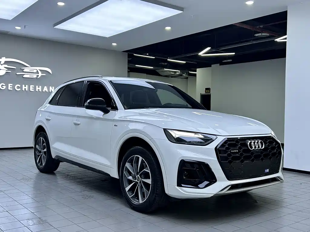 Audi Q5L 2023 40T Luxury