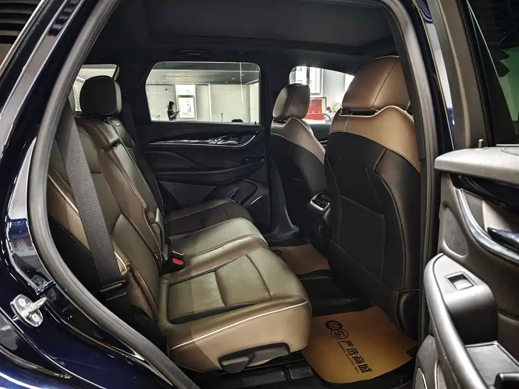 Buick Enclave — миниатюра 9