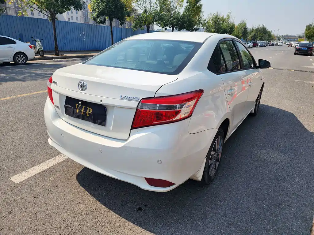 Toyota Vios — миниатюра 7