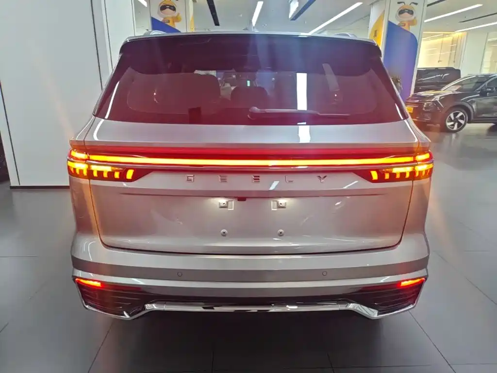 Geely Xingyue L — миниатюра 6