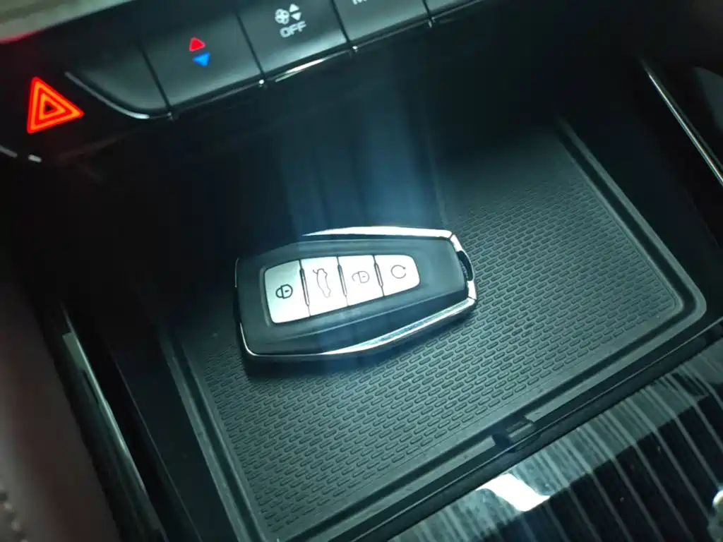 Geely Xingyue L — миниатюра 9