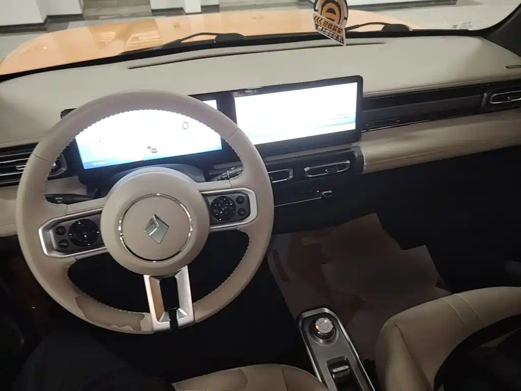 Baojun Yueye — миниатюра 10