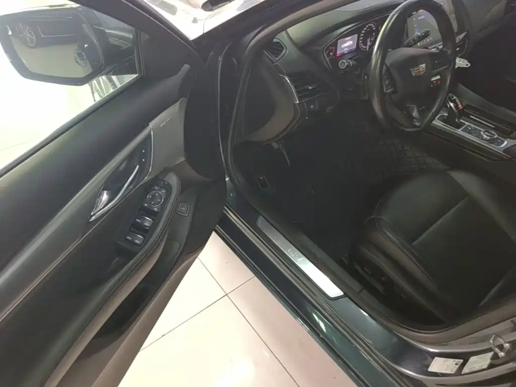 Cadillac CT5 — миниатюра 16