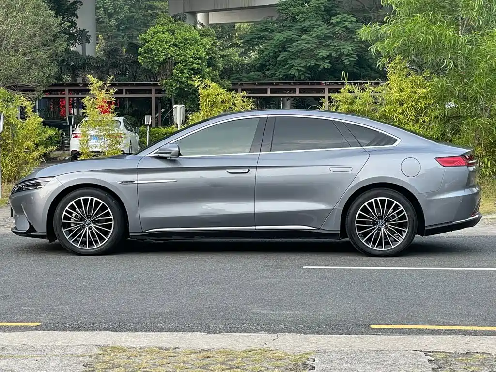 BYD Han — миниатюра 6