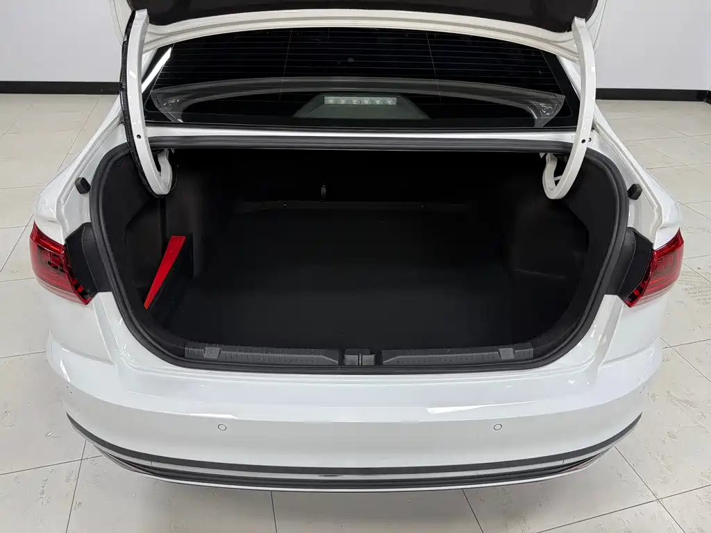 Volkswagen Bora — миниатюра 20