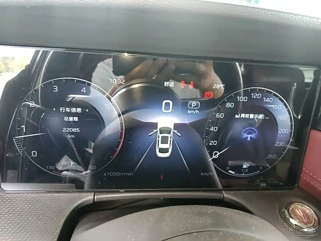 Hongqi Hongqi H5 — миниатюра 12