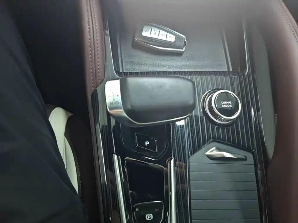 Geely Xingyue L — миниатюра 14