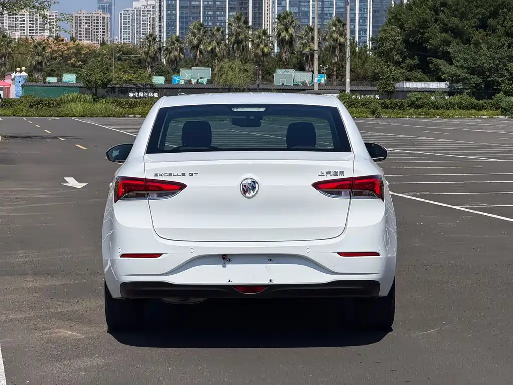 Buick Excelle — миниатюра 12