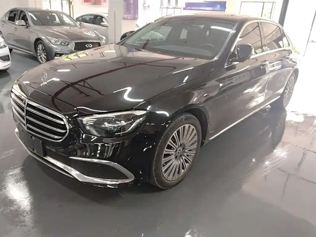 Mercedes-Benz E-Class 2023