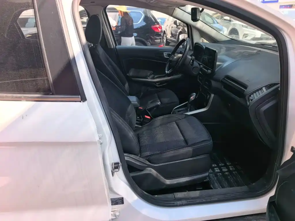 Ford Ecosport — миниатюра 25