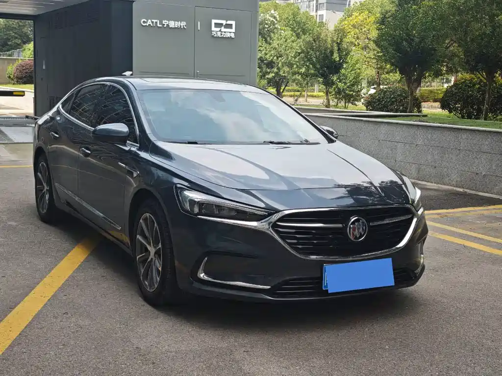 Buick LaCrosse — миниатюра 3