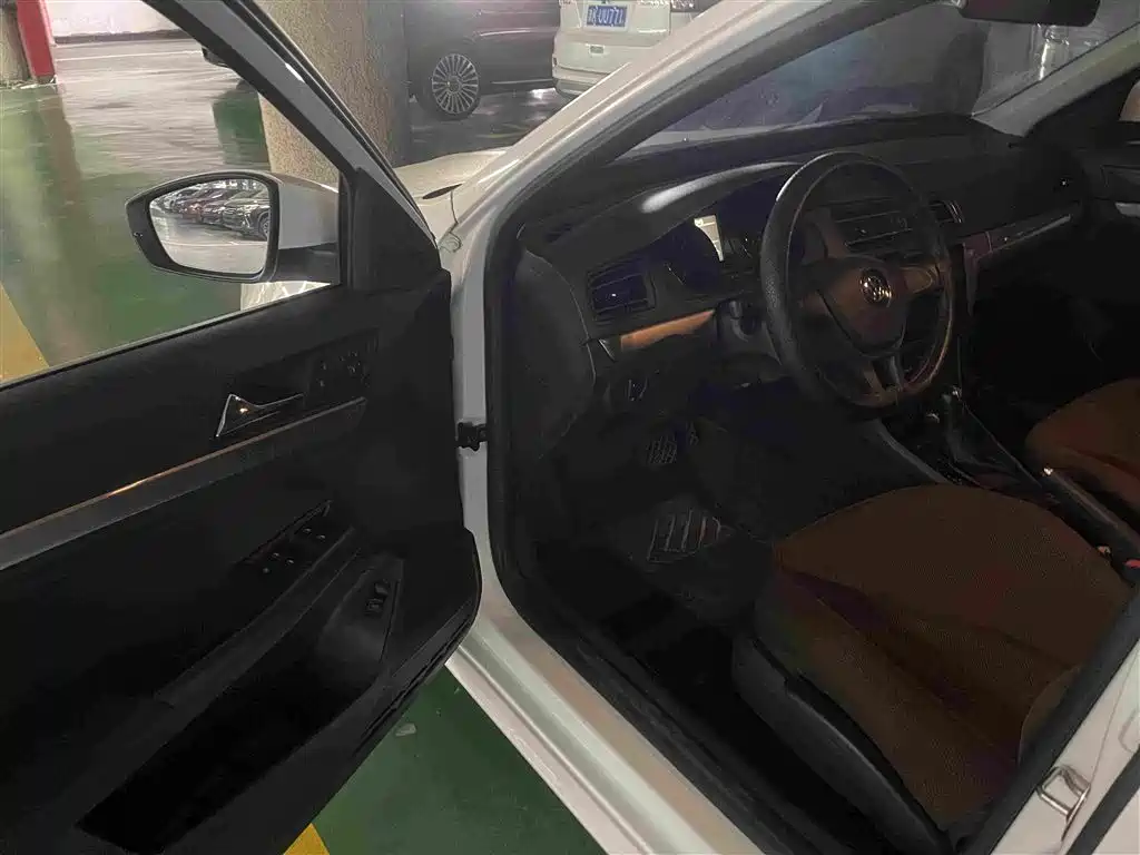Volkswagen Lavida — миниатюра 9