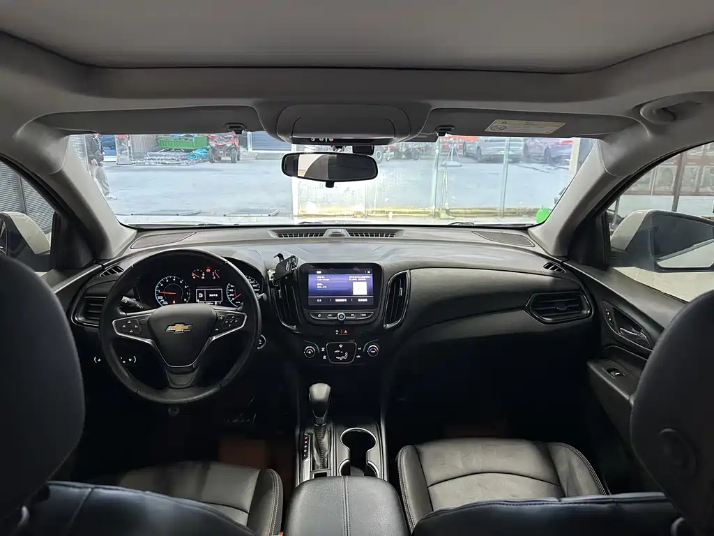 Chevrolet Equinox — миниатюра 7
