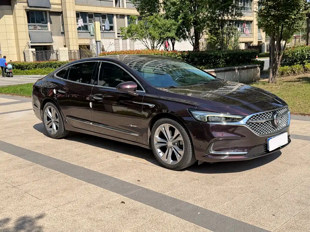 Buick LaCrosse — миниатюра 3