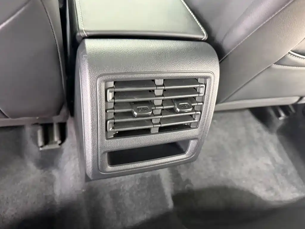 Volkswagen Golf — миниатюра 15