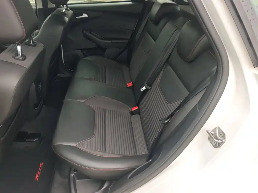 Ford Focus — миниатюра 17