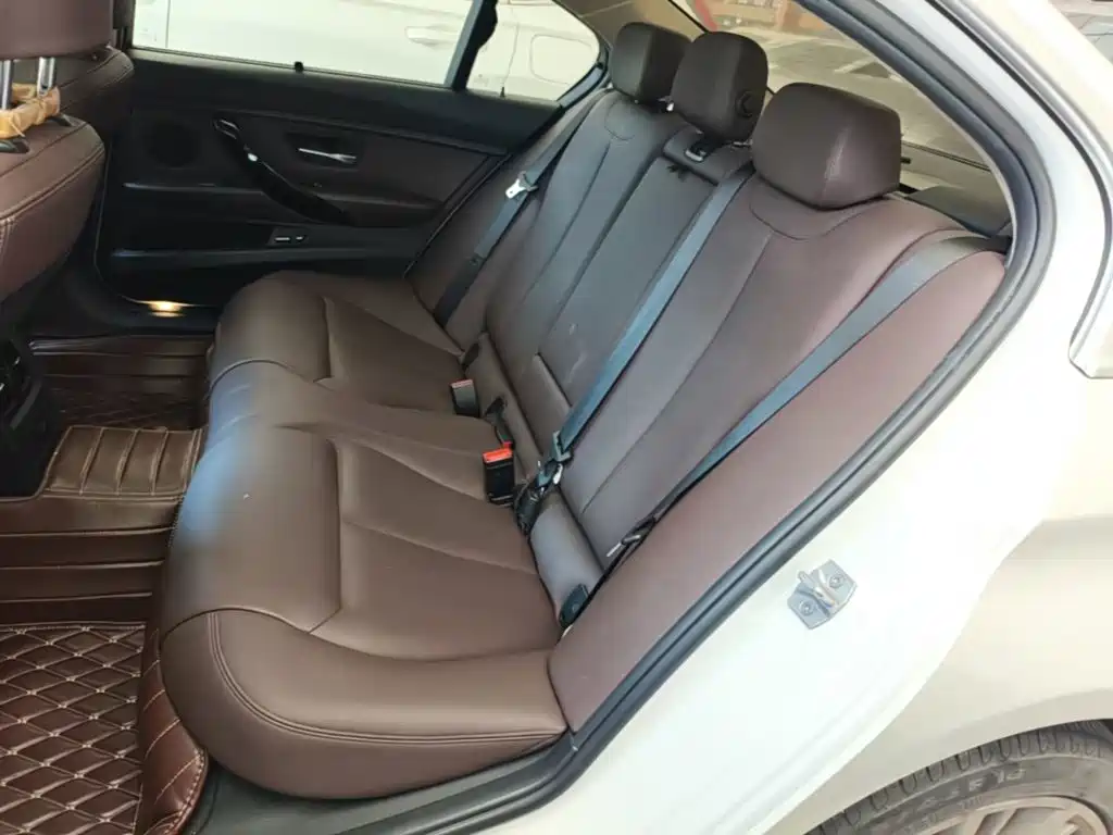 BMW 3 Series — миниатюра 17