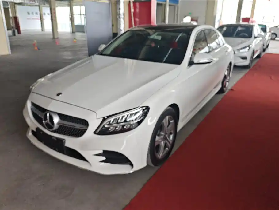 Mercedes-Benz C-Class 2019
