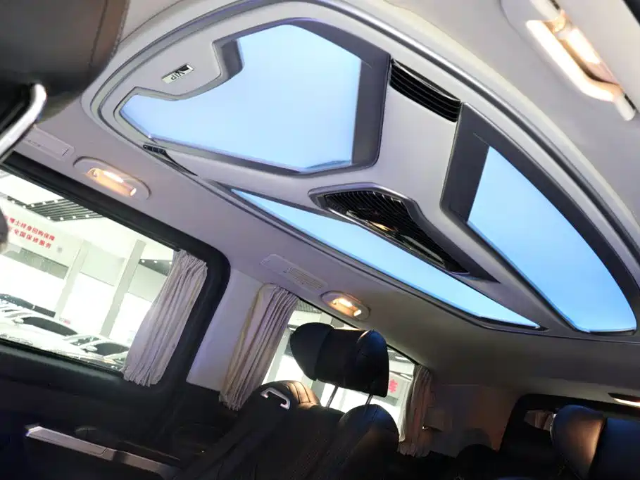 Mercedes-Benz Vito — миниатюра 9