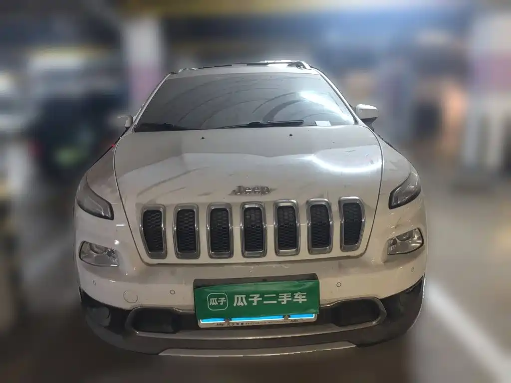 Jeep Cherokee — миниатюра 2
