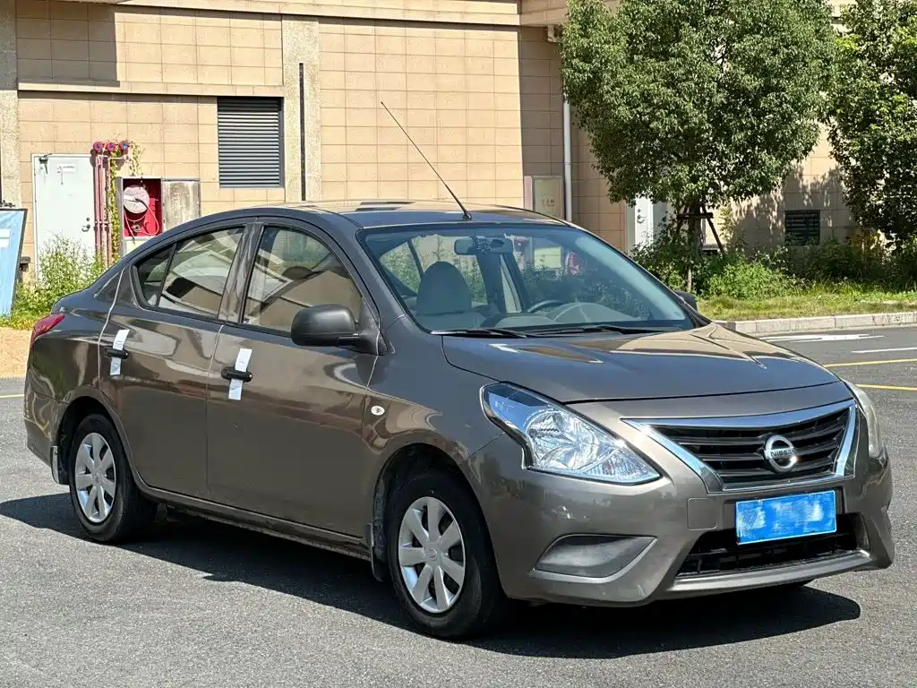 Nissan Sunny — миниатюра 3