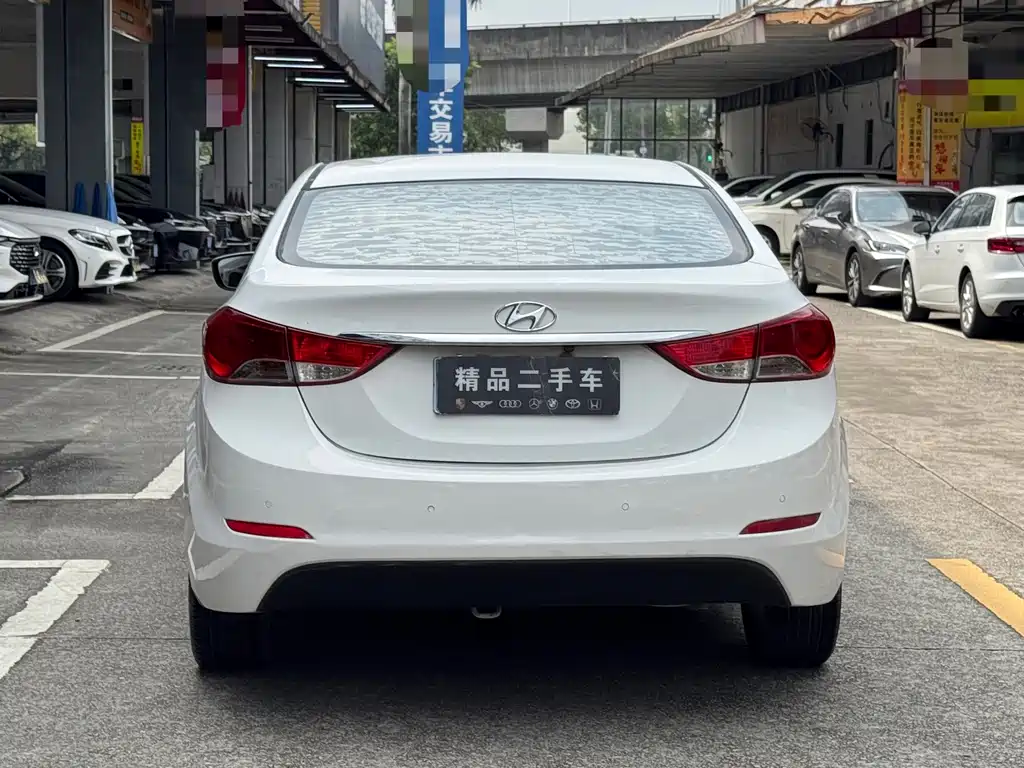 Hyundai Elantra Langdong — миниатюра 5