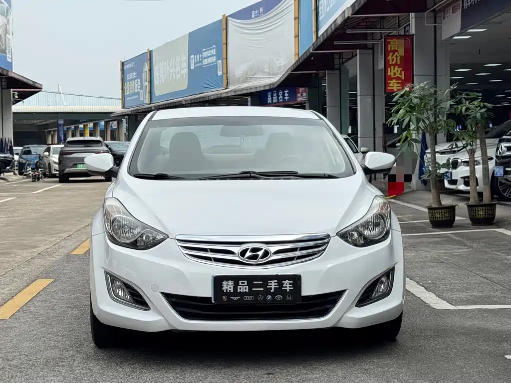 Hyundai Elantra Langdong — миниатюра 2