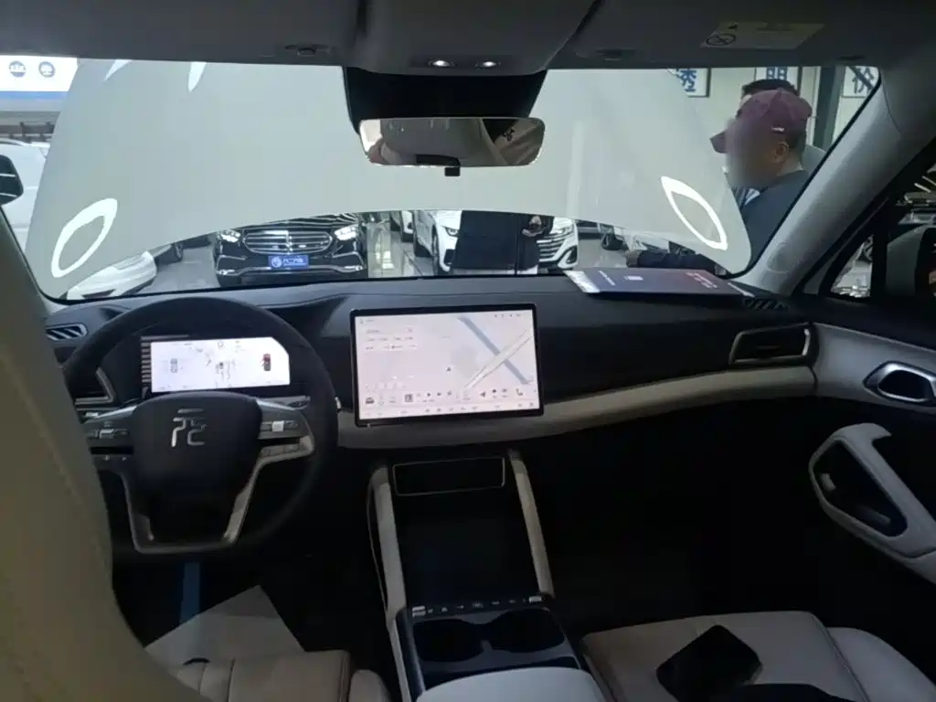 BYD Yuan UP — миниатюра 18