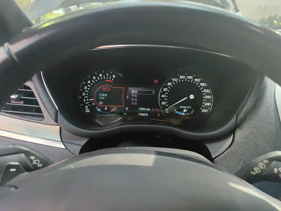 Lincoln MKC — миниатюра 14