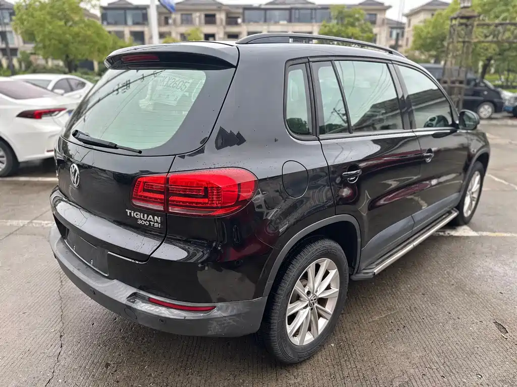 Volkswagen Tiguan — миниатюра 4