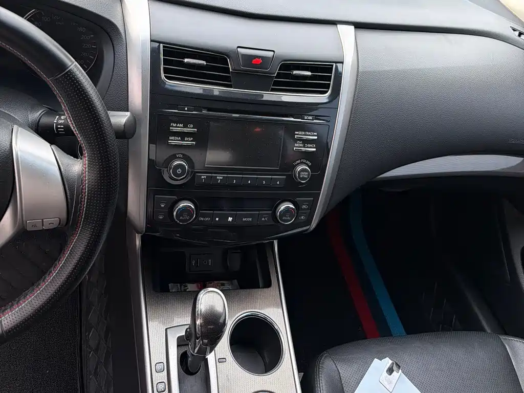 Nissan Teana — миниатюра 14