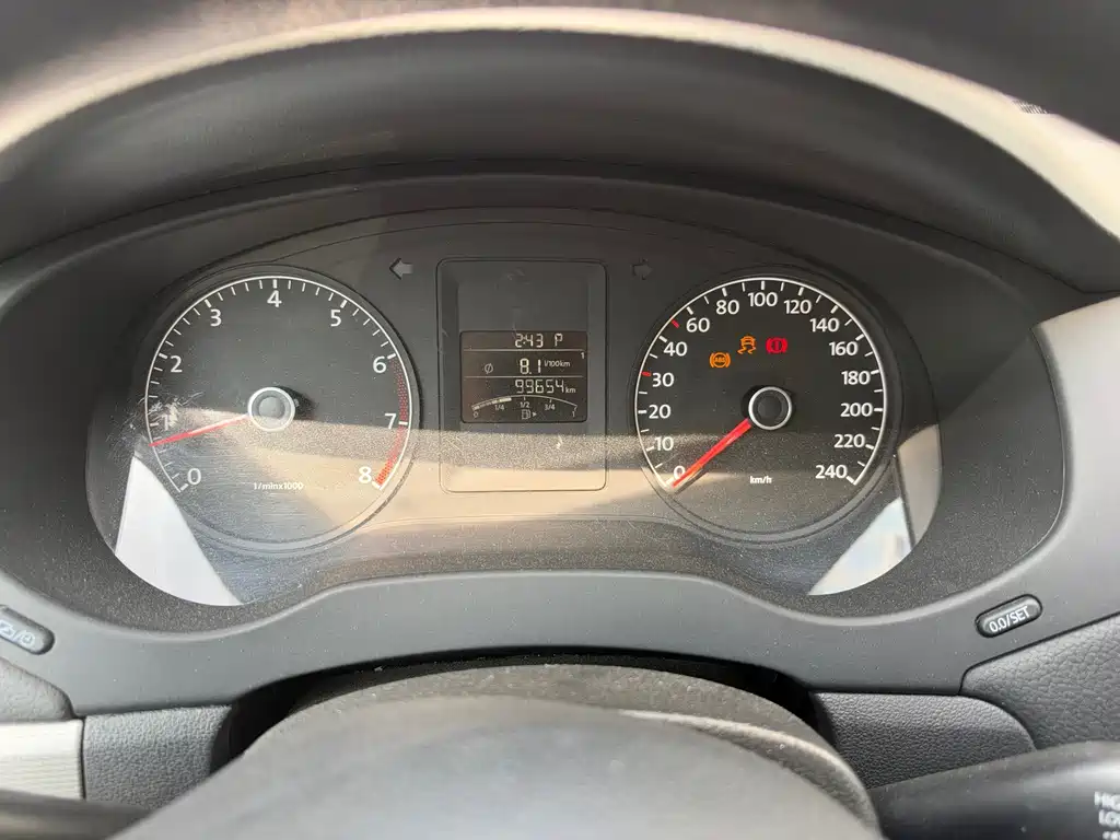 Volkswagen Sagitar — миниатюра 6
