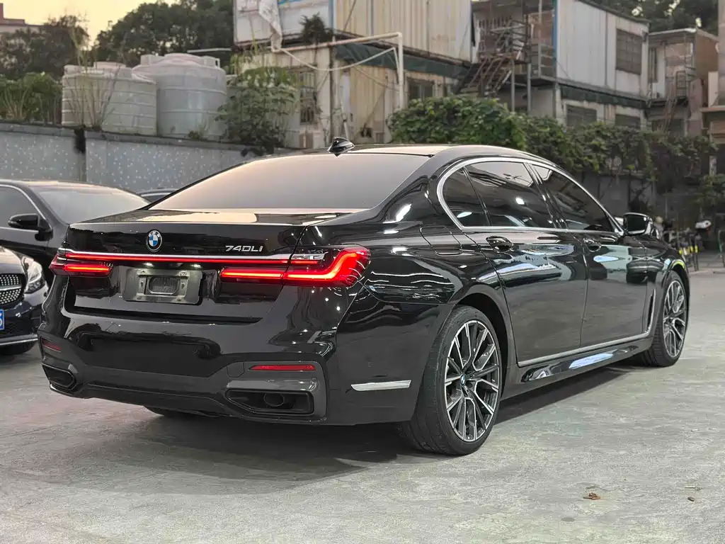 BMW 7 Series 7 2021 740Li Lead M Sport