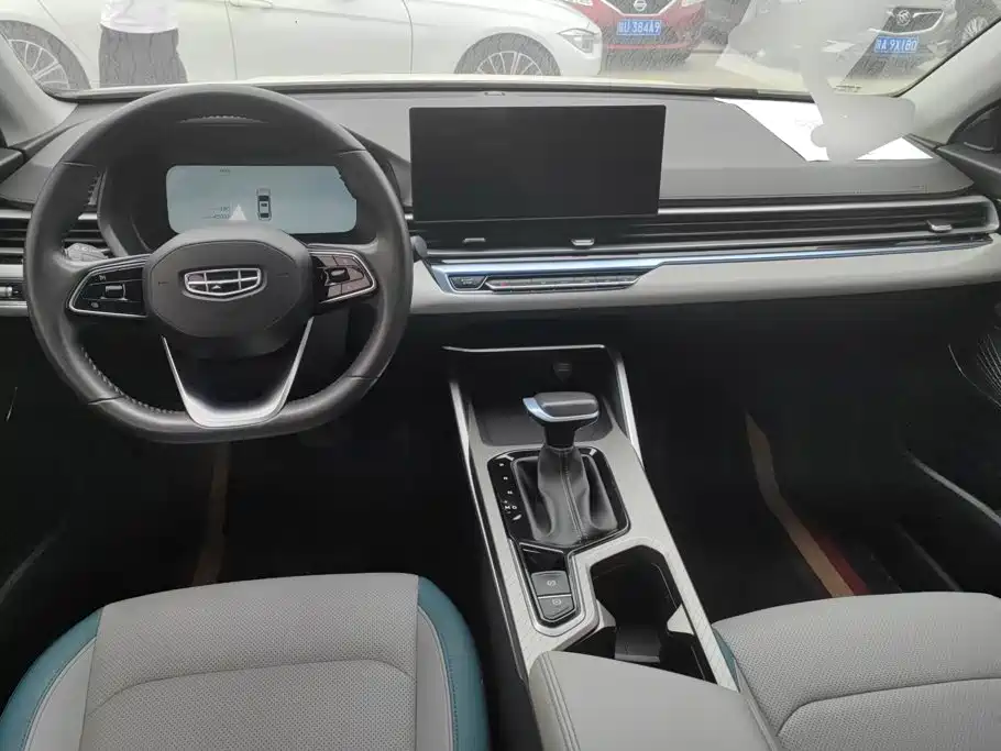 Geely Emgrand — миниатюра 12