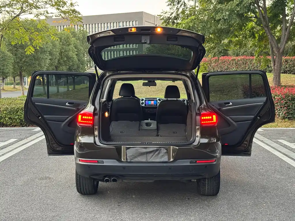Volkswagen Tiguan — миниатюра 5