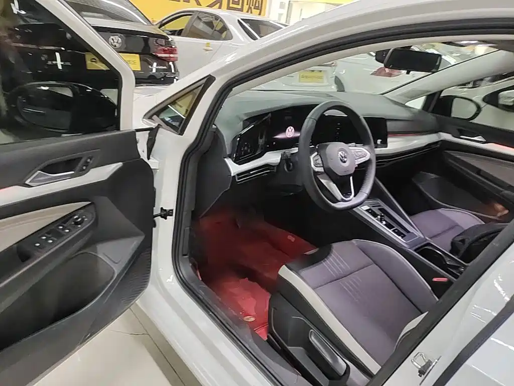 Volkswagen Golf — миниатюра 16