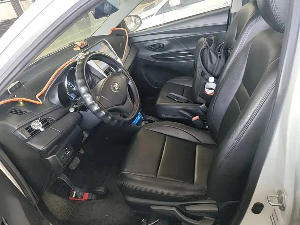 Toyota Yaris L — миниатюра 15