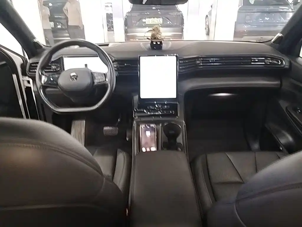 NIO ES8 — миниатюра 10